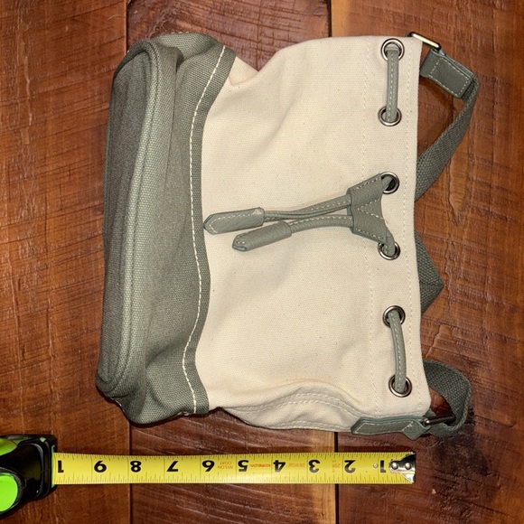 Brand new, still in the packaging! Lands End Canvas Bucket Tote - Picture 7 of 10